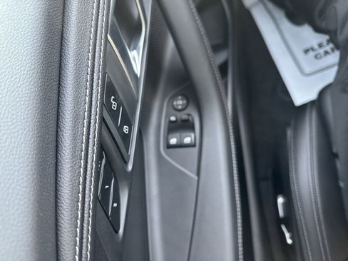 New 2026 BMW M240i Coupe w/ Premium Package image 9