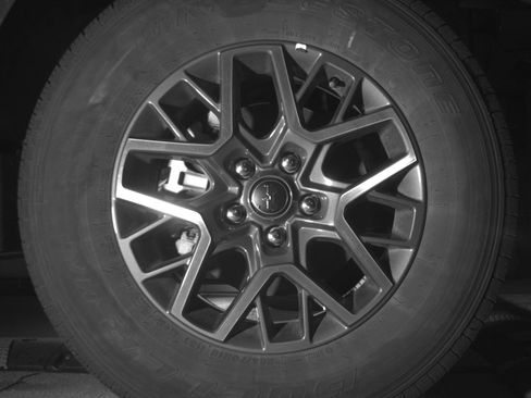 Used 2025 Jeep Wrangler Sahara image 13