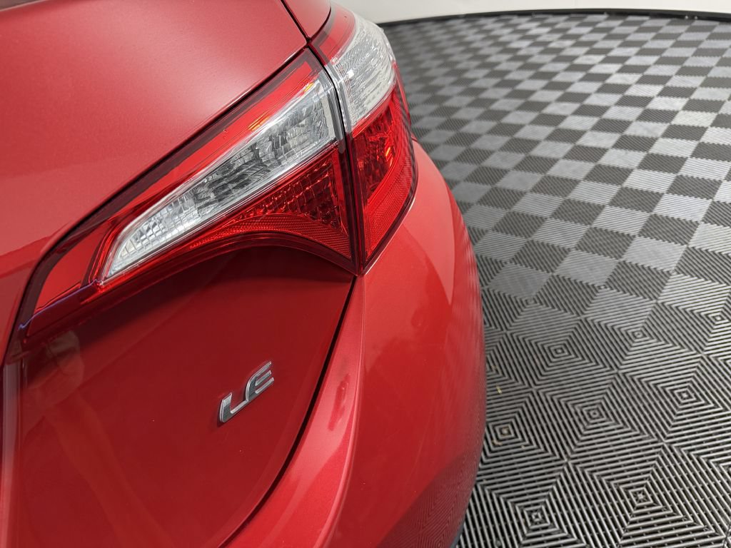 Used 2015 Toyota Corolla LE FWD image 7