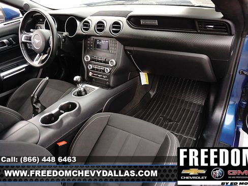 Used 2022 Ford Mustang Coupe image 8