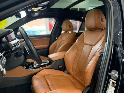 Used 2023 BMW X4 xDrive30i w/ M Sport Package AWD/4WD image 12