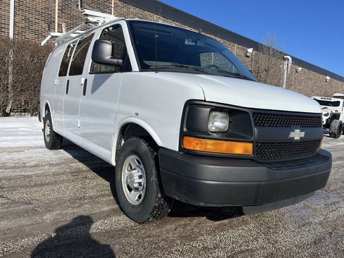 Used 2013 Chevrolet Express 2500 image 1