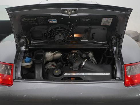 Used 2005 Porsche 911 Carrera S image 27