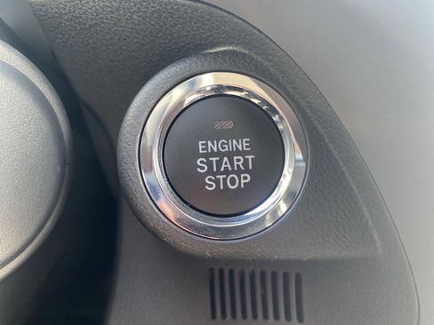 Certified 2025 Subaru Crosstrek 2.5i Limited image 18