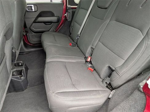 Certified 2021 Jeep Wrangler Unlimited Sahara image 28