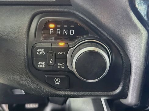 Used 2023 RAM 1500 Big Horn AWD/4WD image 24