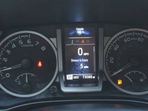 Used 2023 Toyota Tacoma SR5 w/ Technology Package AWD/4WD image 16