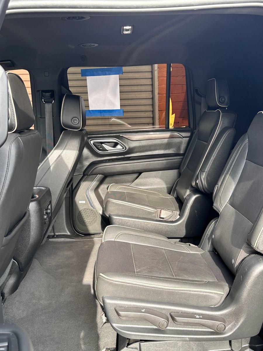 Used 2023 Chevrolet Suburban Premier AWD/4WD image 9