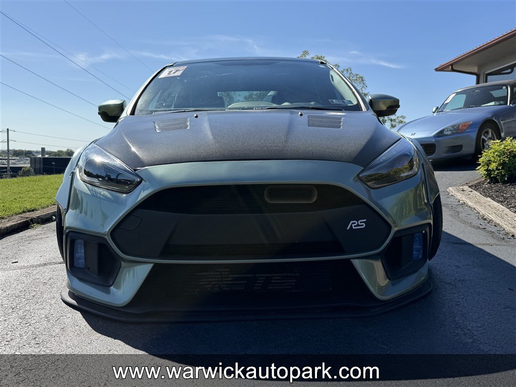 Used 2017 Ford Focus RS AWD/4WD image 2