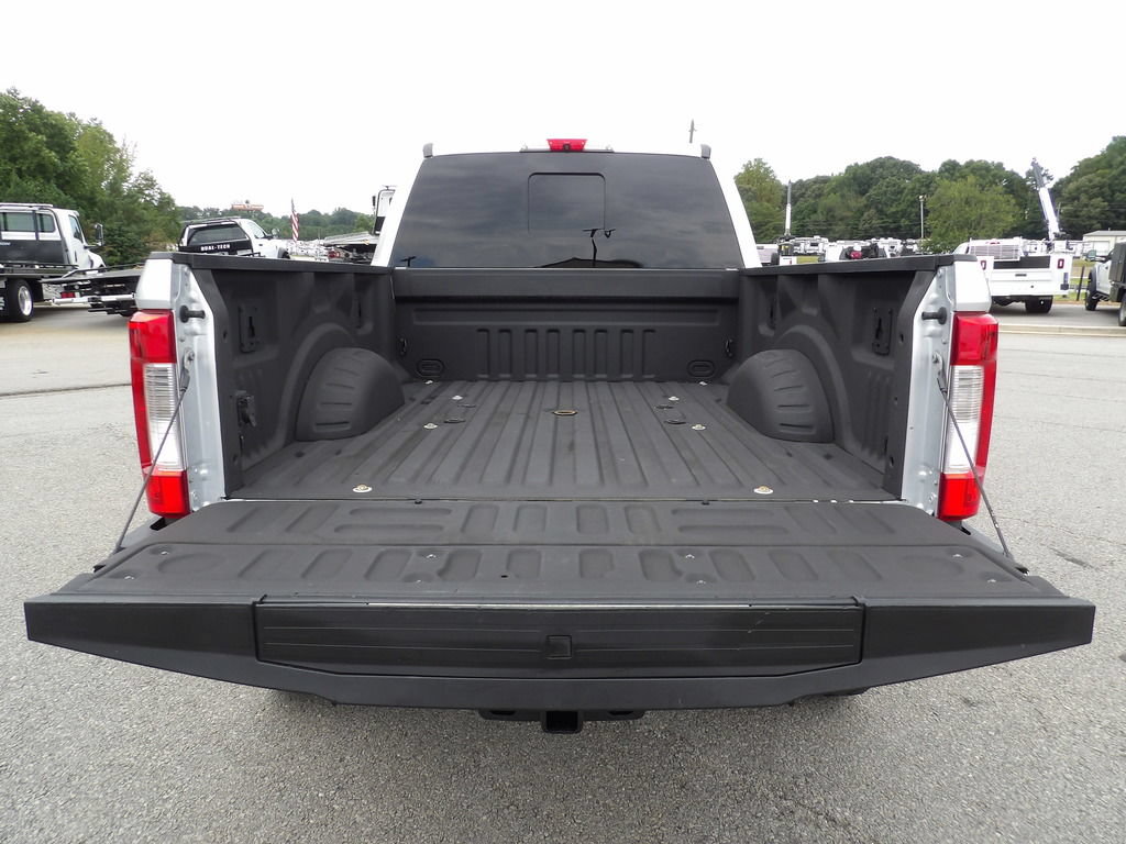 Used 2019 Ford F250 Lariat w/ Lariat Ultimate Package AWD/4WD image 49
