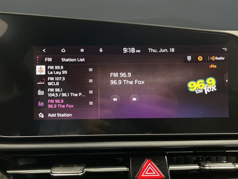 Used 2025 Kia Niro FWD image 32