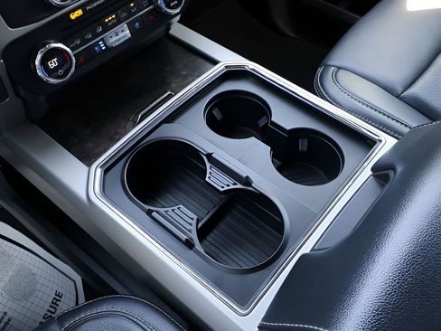 Used 2022 Ford F250 Lariat w/ Lariat Ultimate Package image 30