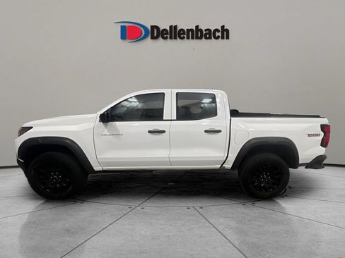 Used 2024 Chevrolet Colorado Trail Boss w/ Technology Package AWD/4WD image 2