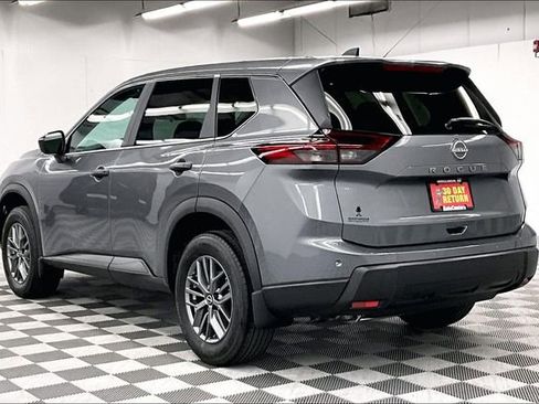 New 2026 Nissan Rogue S image 4