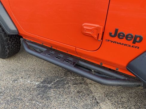 Used 2023 Jeep Wrangler Sport S image 10