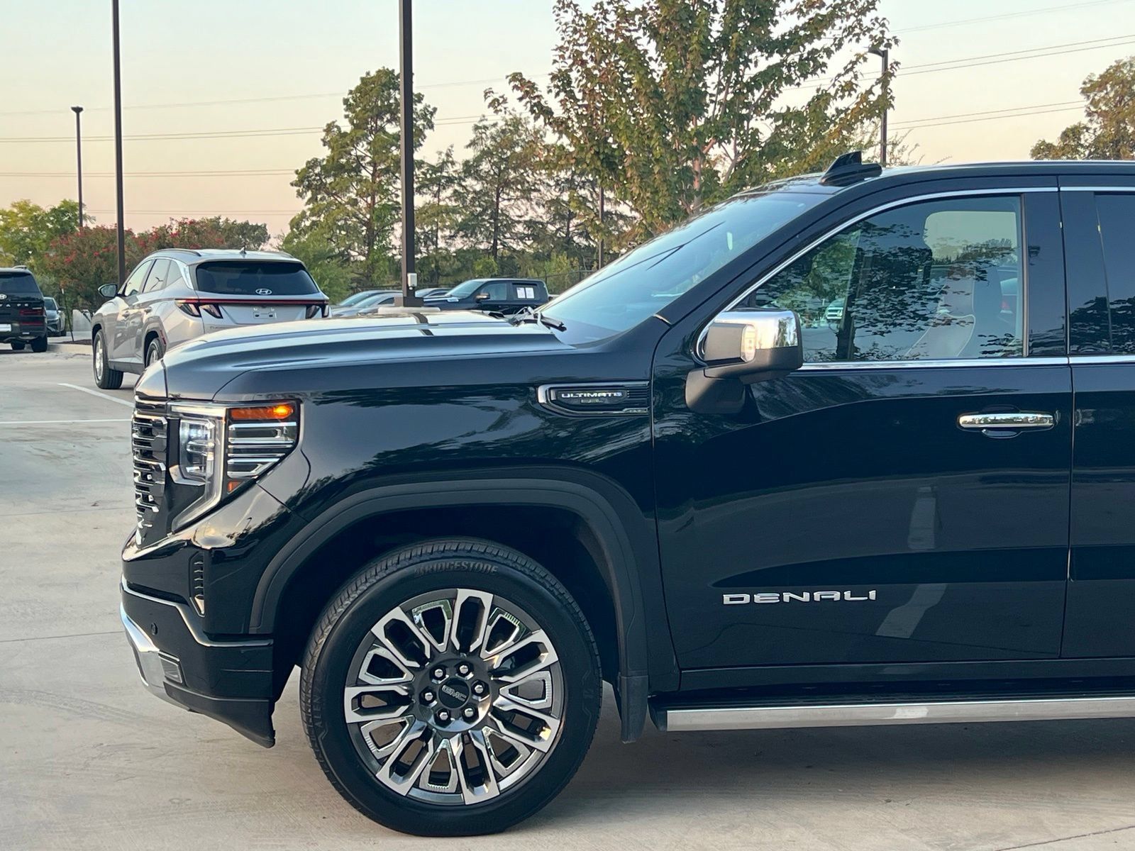 Used 2024 GMC Sierra 1500 Denali Ultimate AWD/4WD image 8