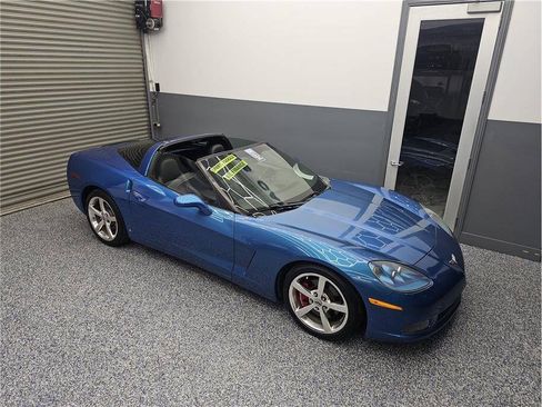 Used 2008 Chevrolet Corvette Coupe RWD image 16