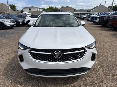 Used 2023 Buick Envision Avenir FWD image 2