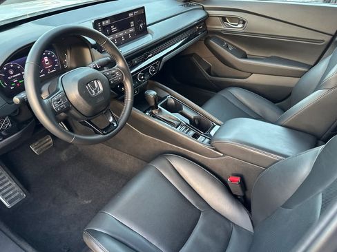 Used 2024 Honda Accord Sport image 12