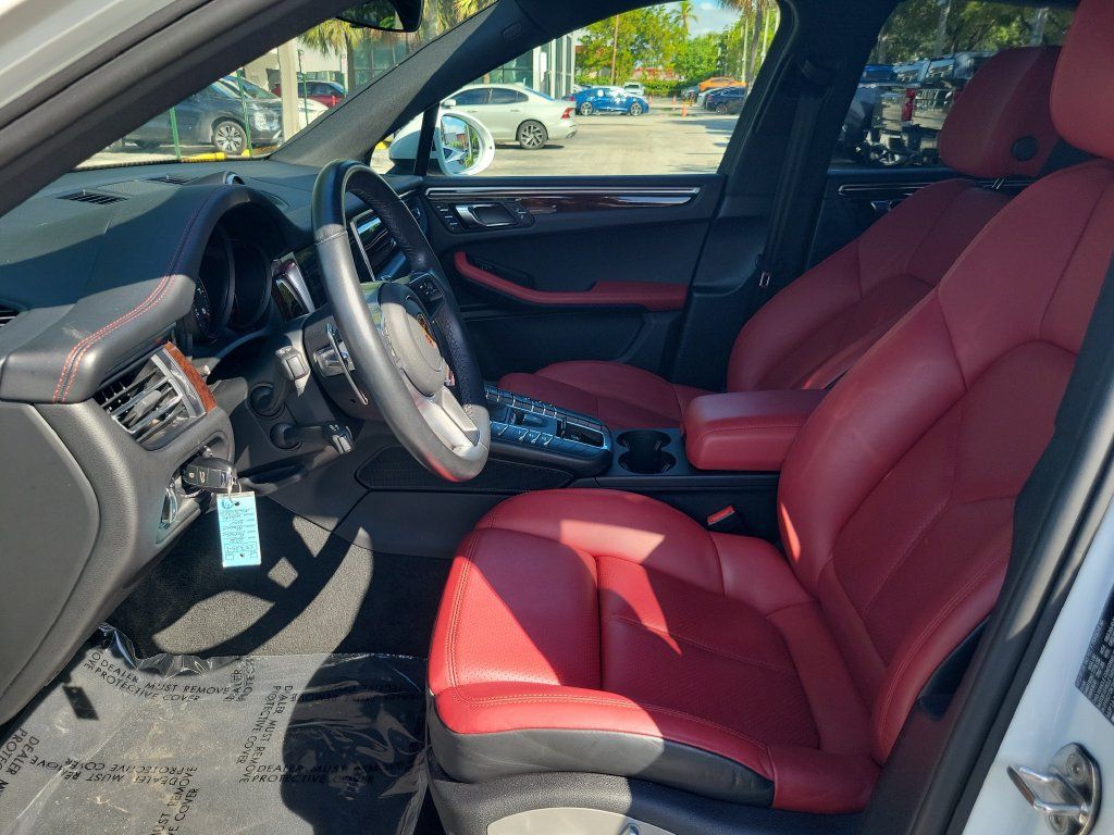 Used 2021 Porsche Macan AWD/4WD image 25