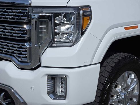 Certified 2020 GMC Sierra 2500 Denali w/ Denali Ultimate Package AWD/4WD image 9