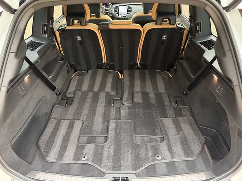 Certified 2025 Volvo XC90 T8 Ultra w/ Protection Package Premier AWD/4WD image 26