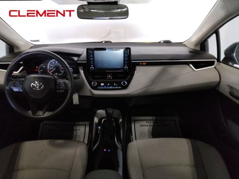 Used 2022 Toyota Corolla LE FWD image 32