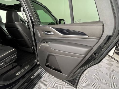 Used 2024 Cadillac Escalade Sport w/ Touring Package image 28