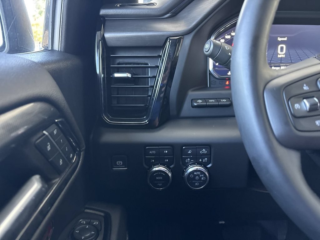 Certified 2024 GMC Sierra 1500 AT4 w/ Technology Package AWD/4WD image 18