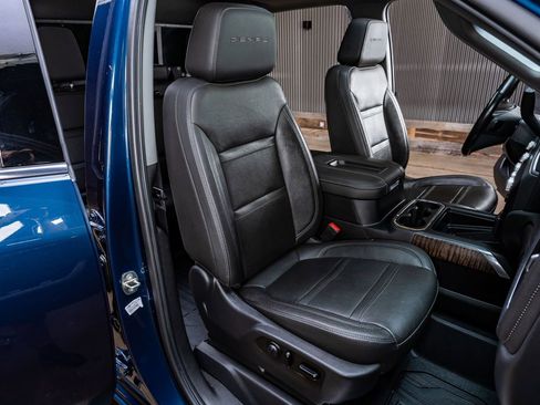 Used 2020 GMC Sierra 2500 Denali w/ Denali Ultimate Package image 30