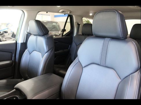 Certified 2025 Honda Pilot EX-L image 14
