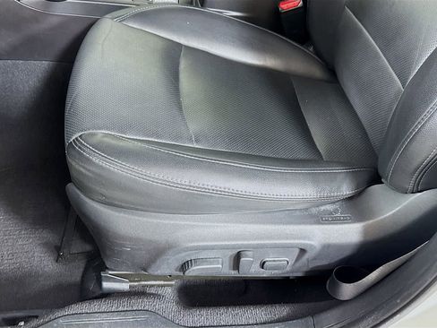 Used 2016 Subaru Outback 2.5i Limited image 23