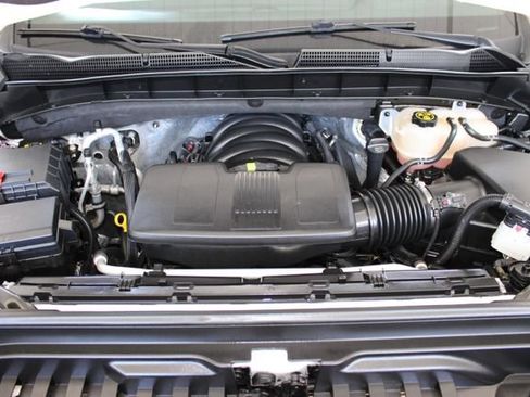 Used 2023 GMC Sierra 1500 AT4 w/ Technology Package AWD/4WD image 31