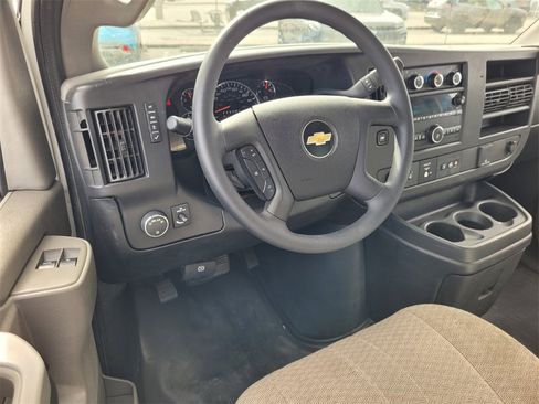 Used 2019 Chevrolet Express 3500 Work Van w/ Power Convenience Package image 11