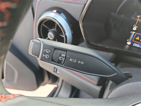 Used 2023 Chevrolet Colorado Z71 w/ Z71 Convenience Package 2 image 18