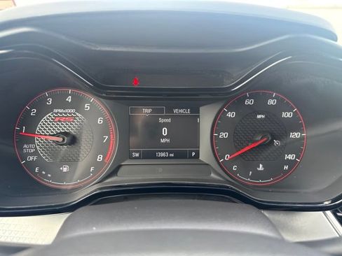Used 2024 Chevrolet Trax RS FWD image 28