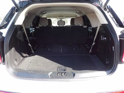 Used 2020 Ford Explorer 2WD w/ Class III Trailer Tow Package image 16