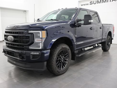 Used 2022 Ford F350 Lariat w/ Black Appearance Package AWD/4WD image 7