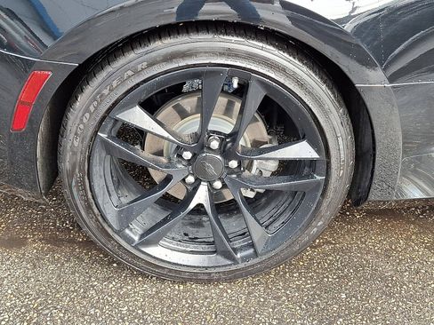 Certified 2024 Chevrolet Camaro LT w/ RS Package image 9