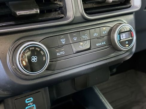 Used 2022 Ford Maverick XL image 17