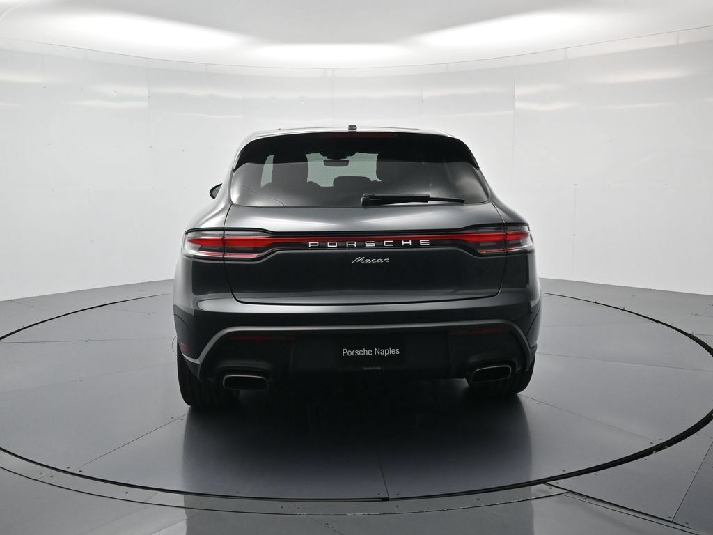 Used 2026 Porsche Macan AWD/4WD image 29