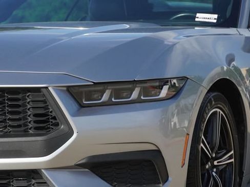 Used 2024 Ford Mustang Premium RWD image 4