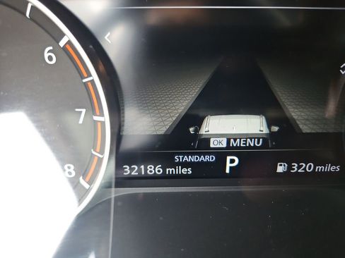 Used 2025 Nissan Rogue SV FWD image 16