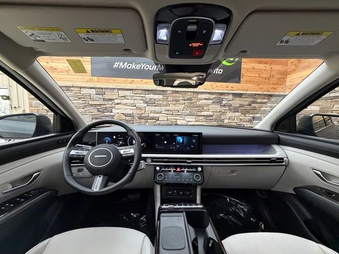 Certified 2025 Hyundai Tucson Limited image 16