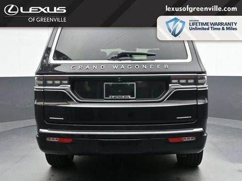 Used 2023 Jeep Grand Wagoneer Series II AWD/4WD image 7