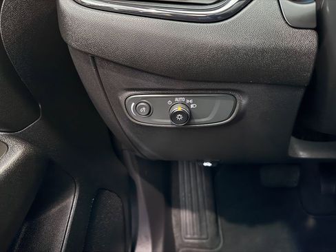 Certified 2024 Chevrolet Equinox RS image 24