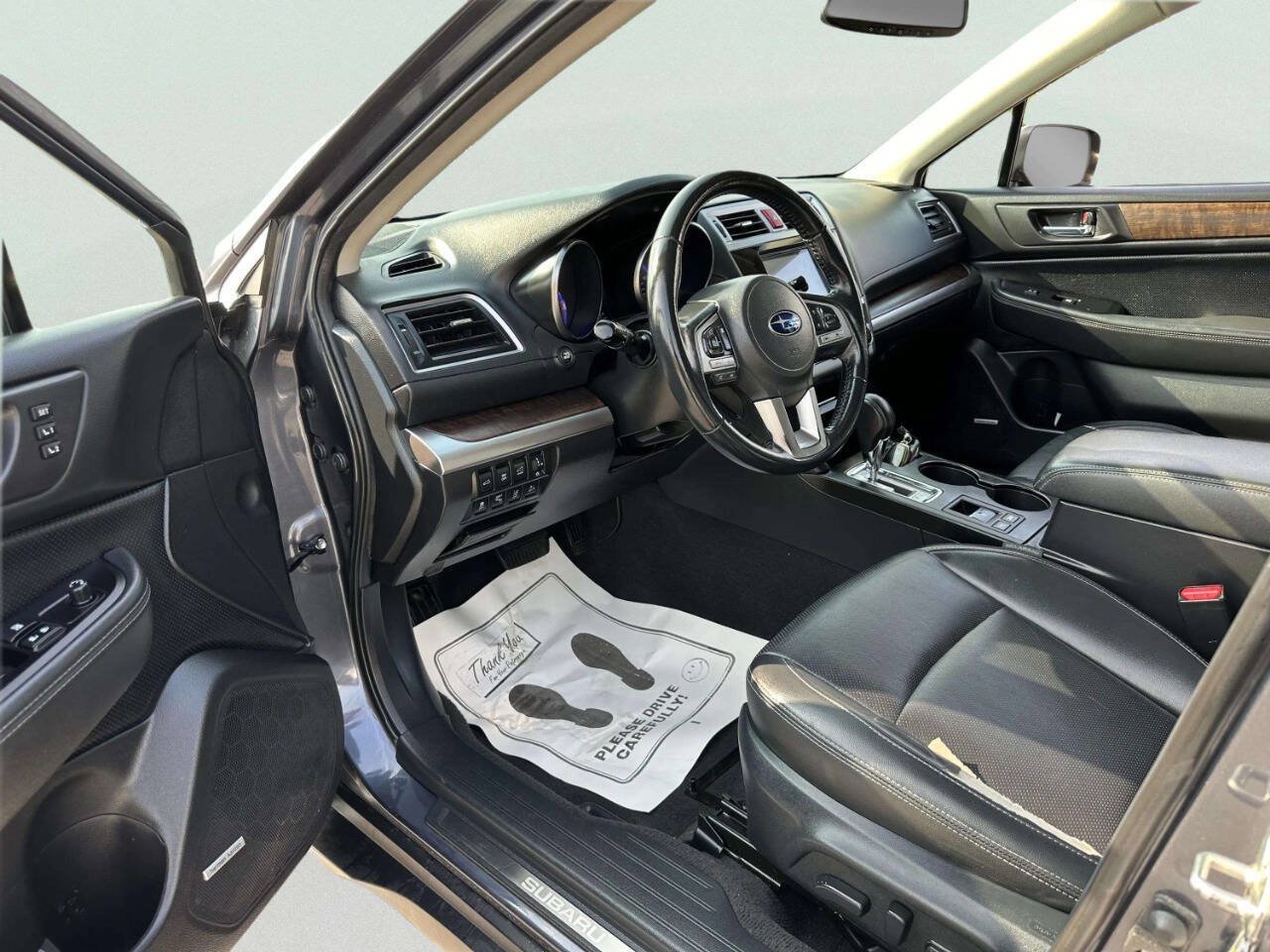 Used 2016 Subaru Outback 2.5i Limited AWD/4WD image 14