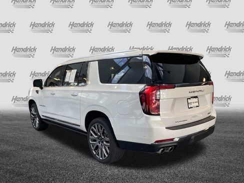 Used 2025 GMC Yukon XL Denali Ultimate w/ LPO, Floor Liner Package AWD/4WD image 8