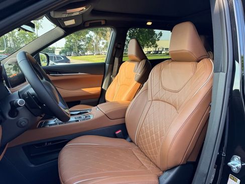 Certified 2025 INFINITI QX60 Autograph w/ Cargo Package image 14