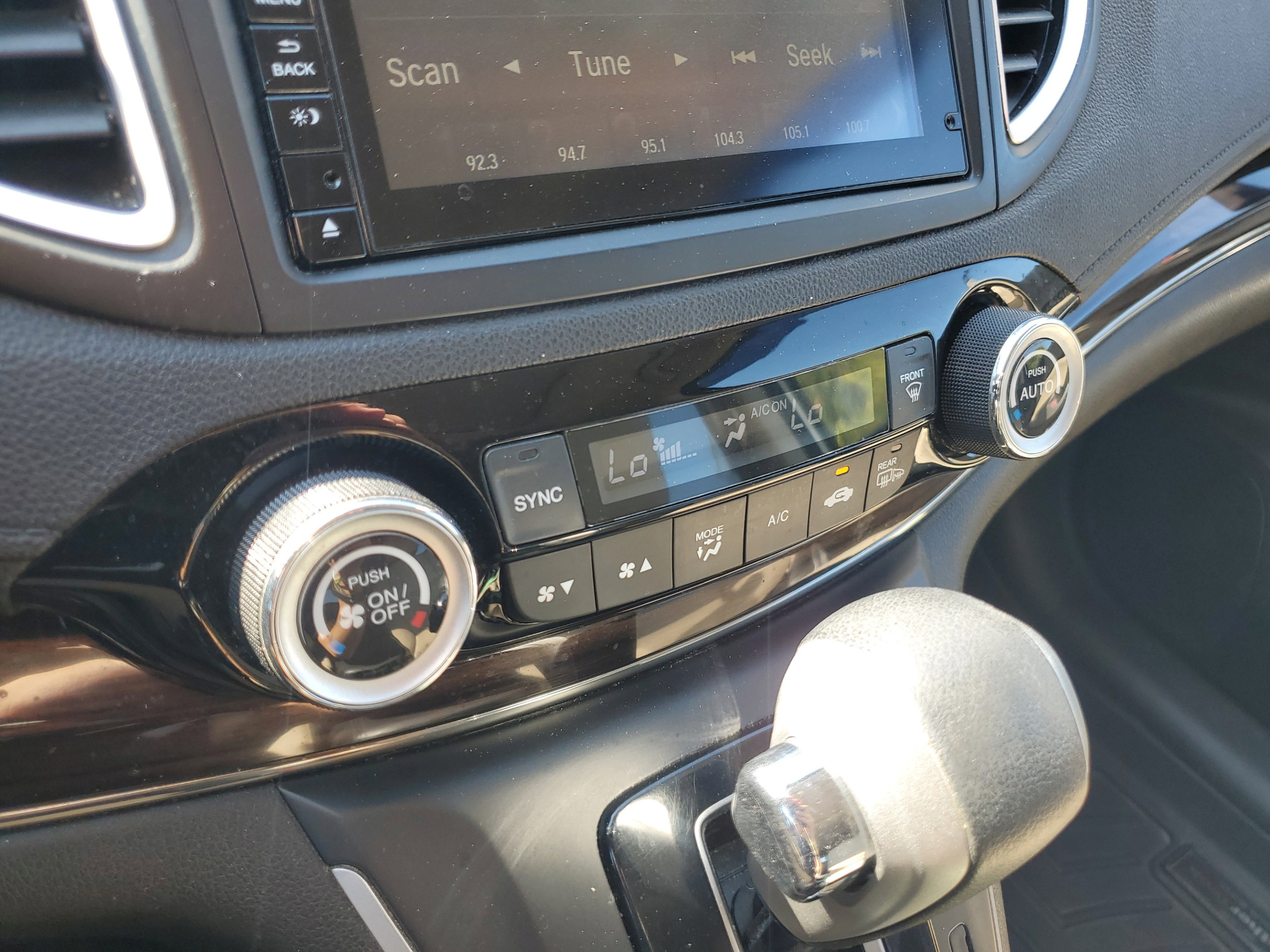 Used 2015 Honda CR-V EX-L image 22